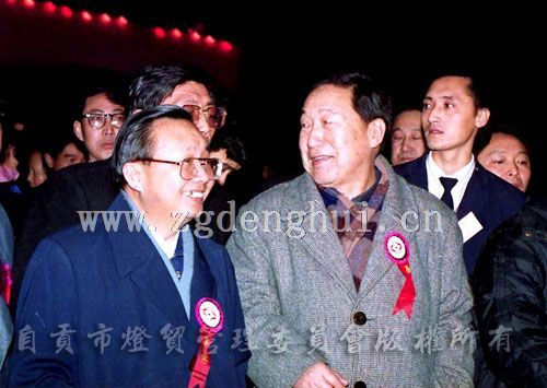 �r(sh��)���Ļ����L���R��֮/��������С�M�M�L���������^��